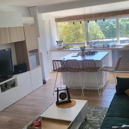 Cyr Sur